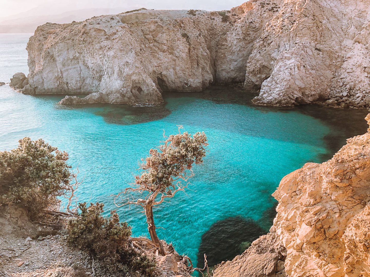 Your Perfect 10 Day Greece Itinerary: Islands, History, and Food (A Plan for Your Dream Vacation to Greece in 10 Days)