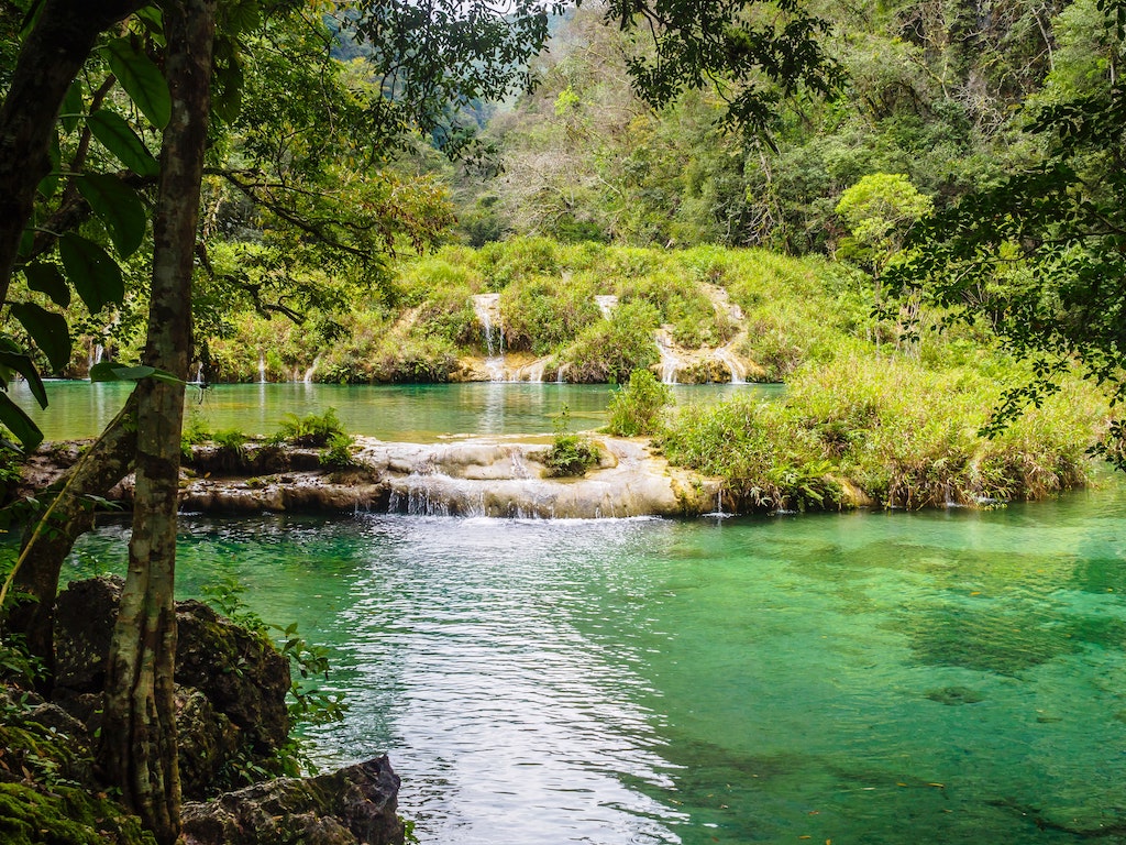 Best Green Travel Destinations (Top Eco-Friendly Places to Visit Now)