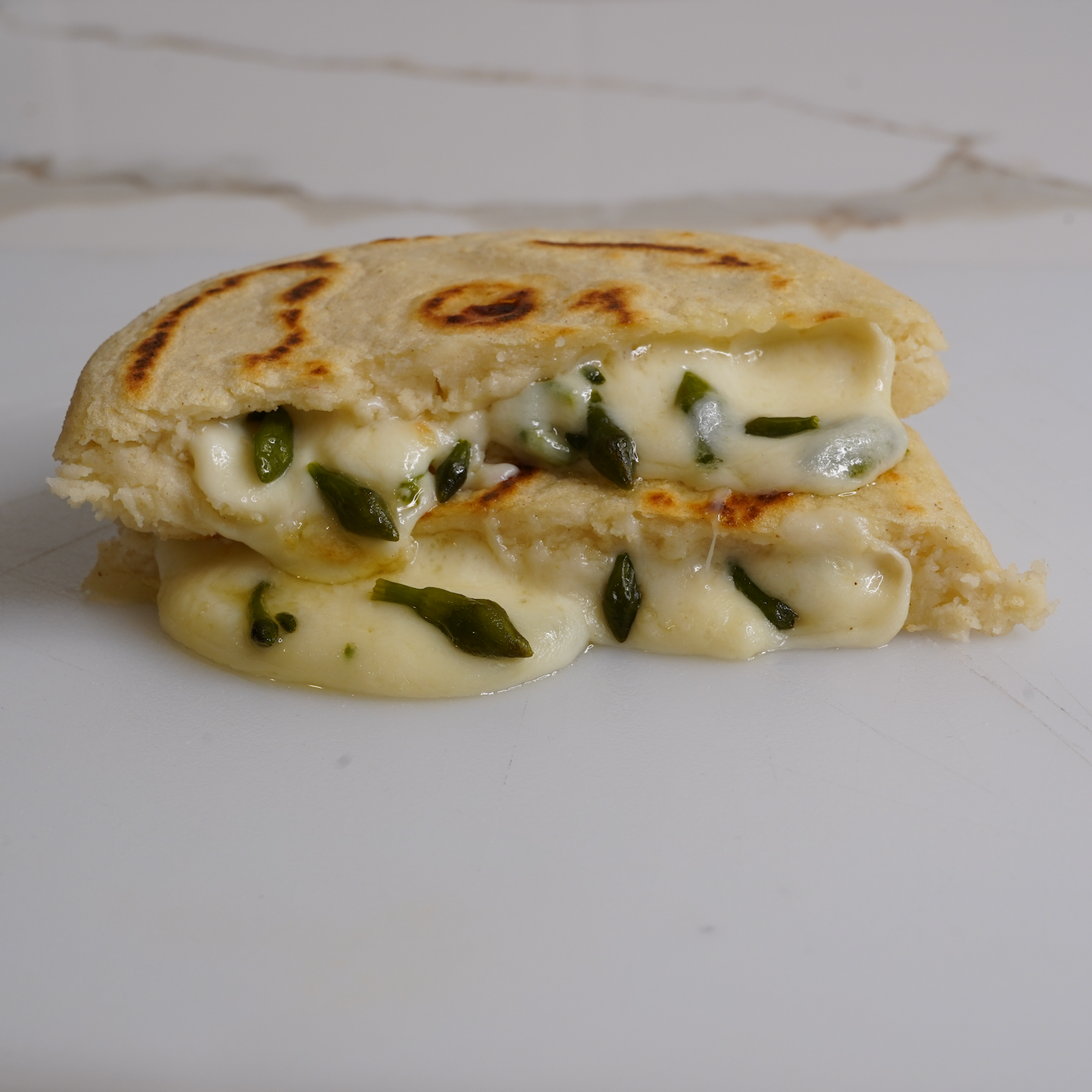 How Good is Loroco con Queso? Discover The Flavors!