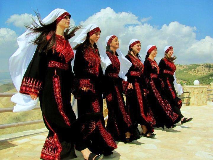 Palestinian Holidays: Learn About Traditional Celebrations!