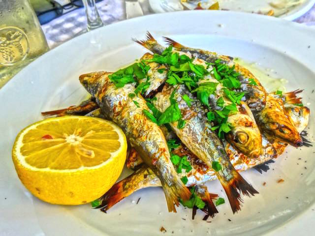 Top Greek Seafood Dishes: What to Eat in Greece or Restaurant?
