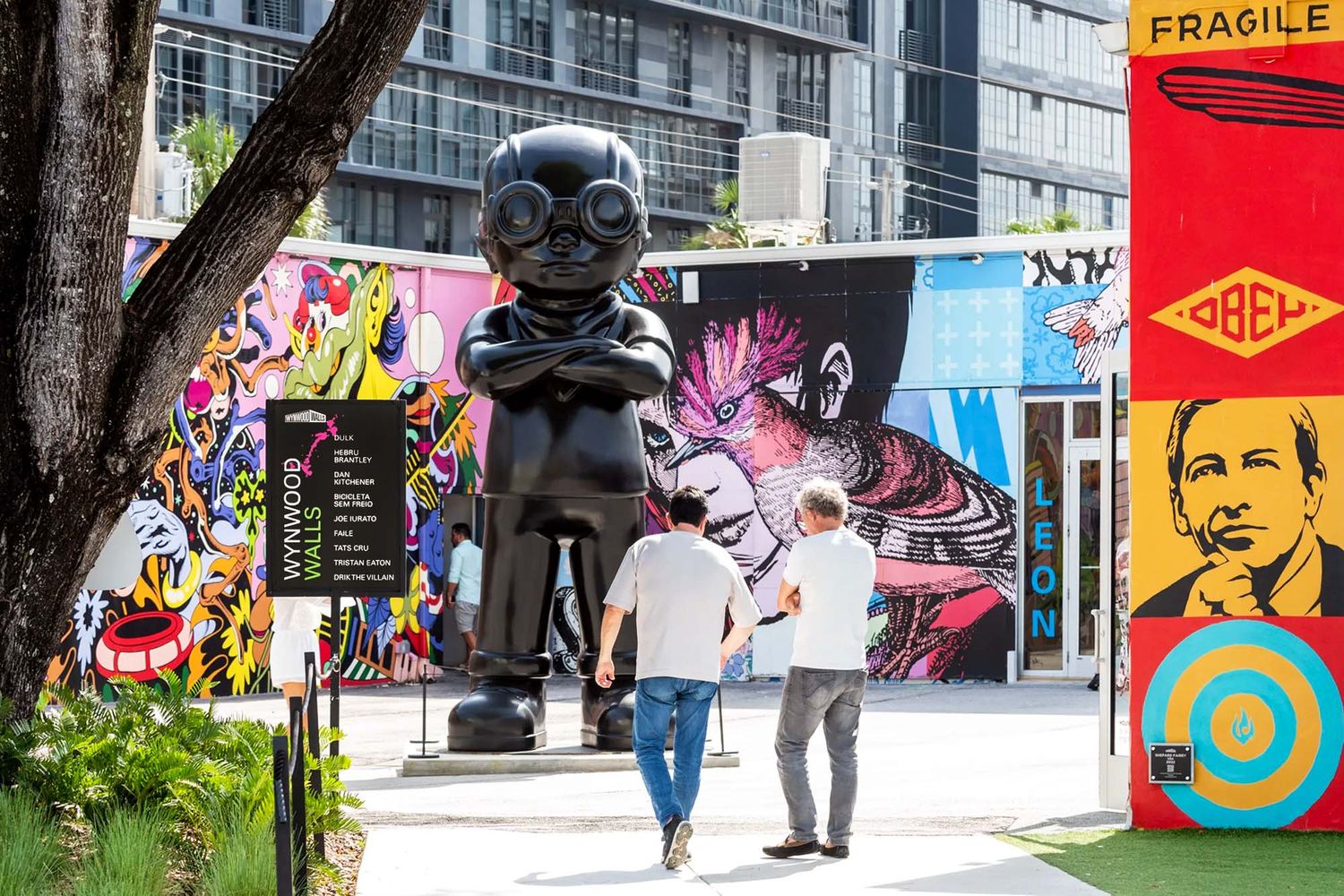 Discover the best global street arts festivals: Your guide to amazing street art!