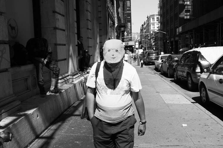 Explore Vertical New York: Street Photography Guide (Best Spots).