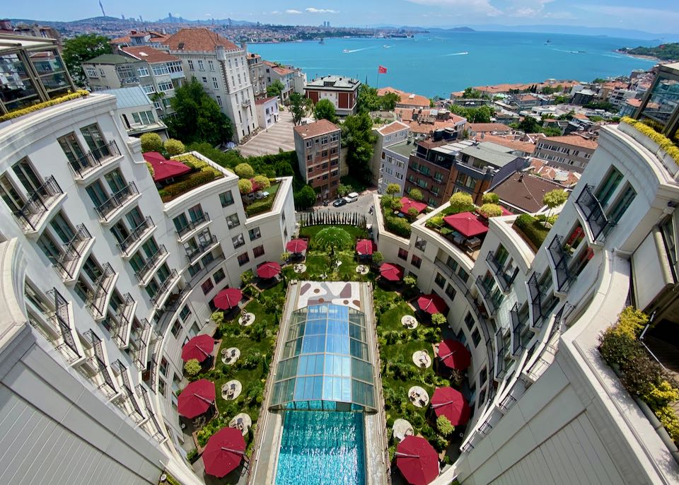 Where to Stay in Istanbul: Best Areas for Budget, Luxury, and More