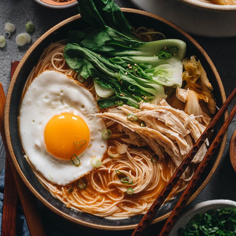 Korea Noodels With Egg: Quick and Easy Recipes