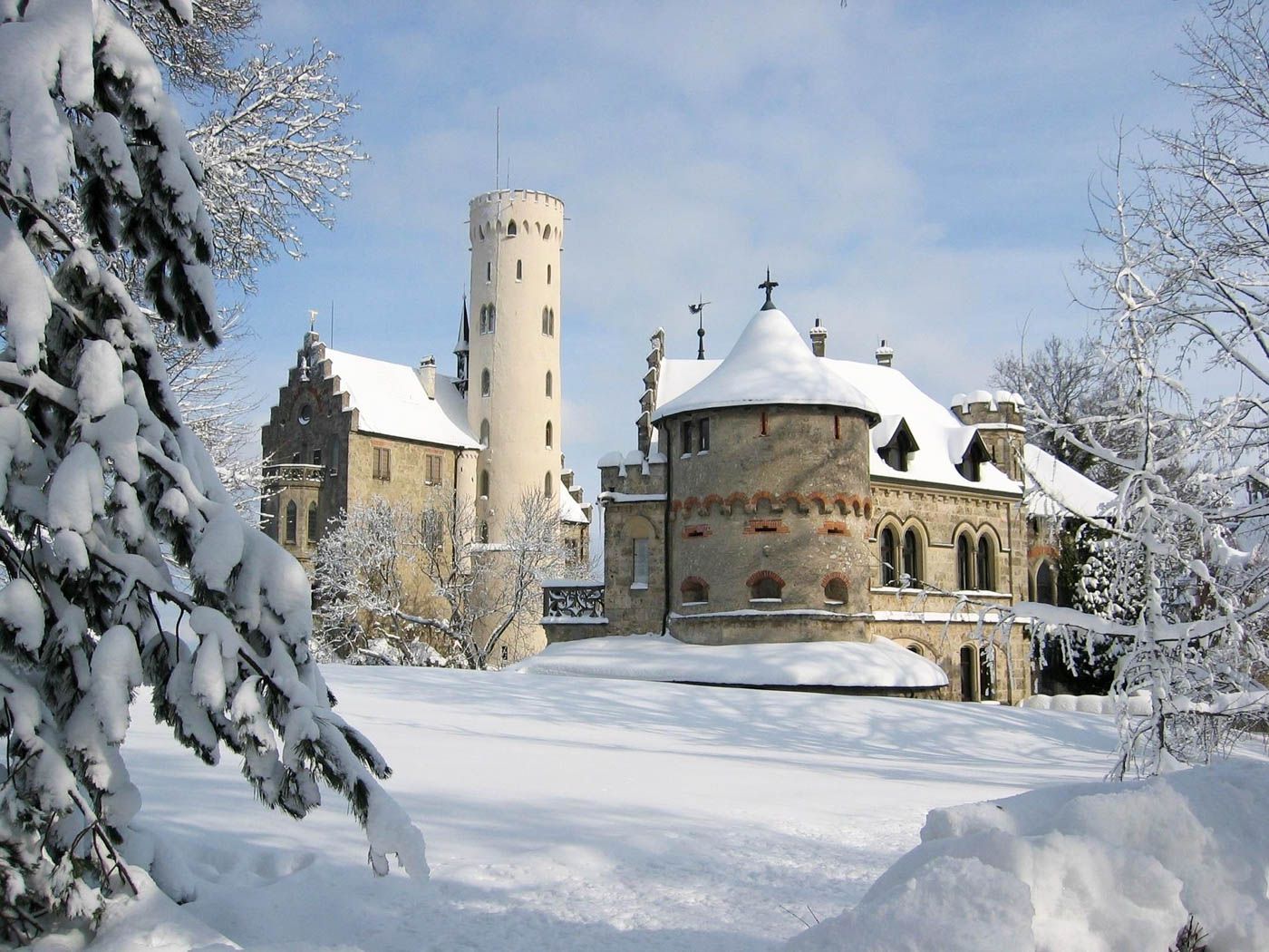 Need Flights to Liechtenstein? Compare Prices & Save Big!