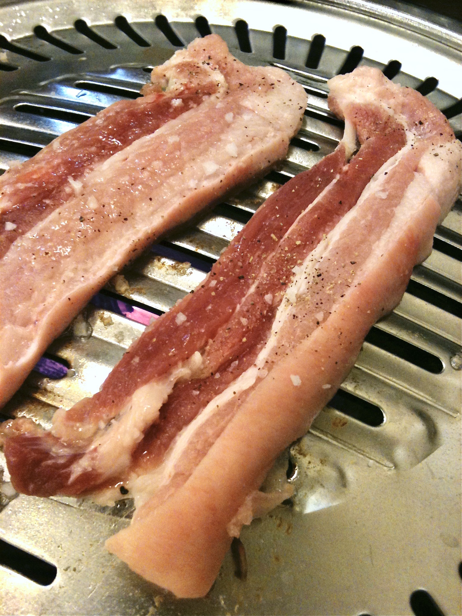 Ogyeopsal vs Samgyeopsal? (Know the Difference in Pork Belly!)