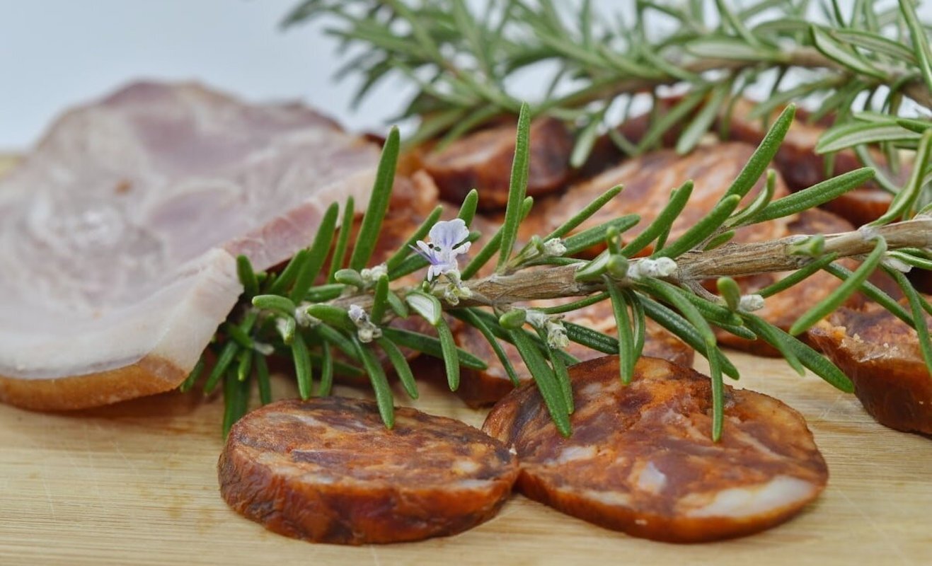 Discover 100 German Foods: (Your Food journey starts now)