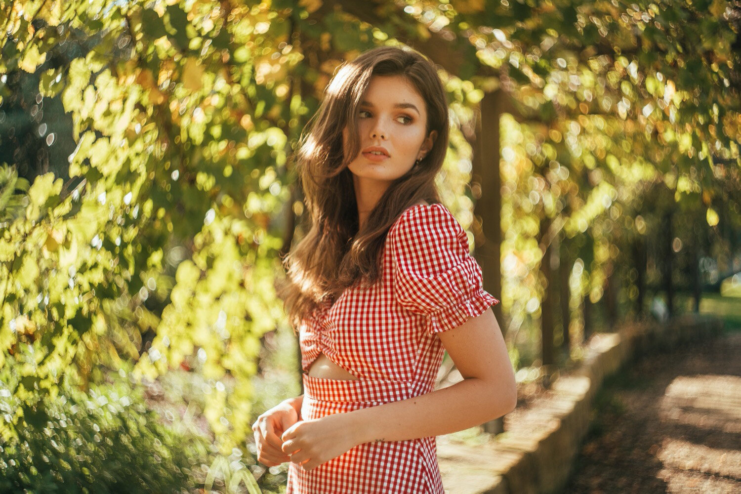 Helios 44-2 Lens: Vintage Charm and Swirly Bokeh Fun!
