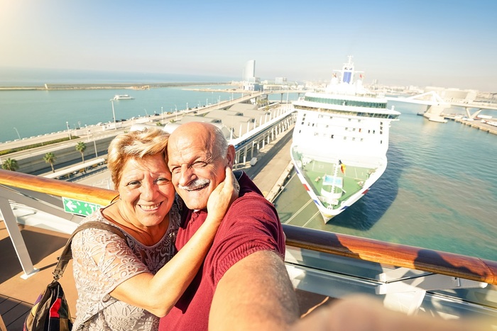 Old Men Cruising: Where to Meet and How to Connect?