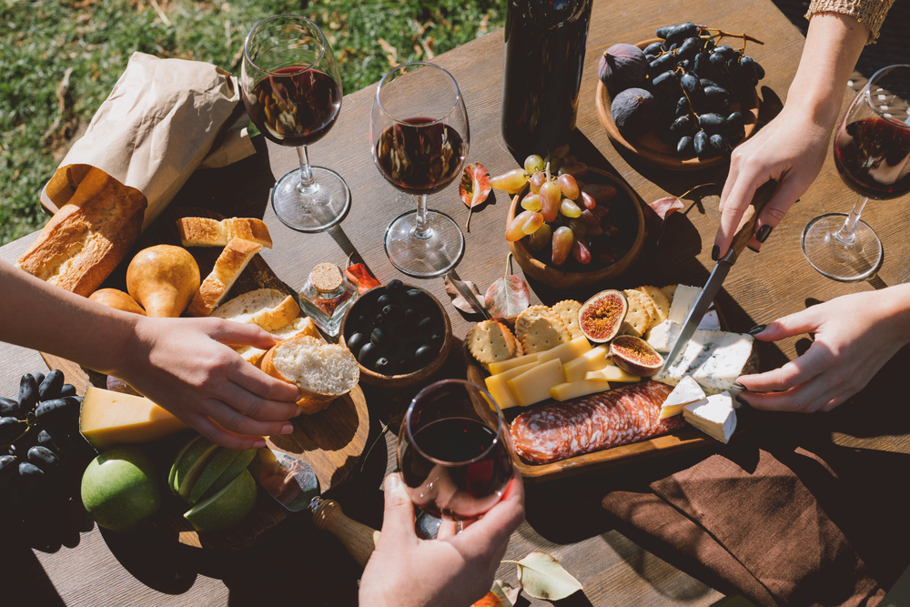 Frances Food & Wine Fests: A Simple Guide (Best Festivals to Explore!)