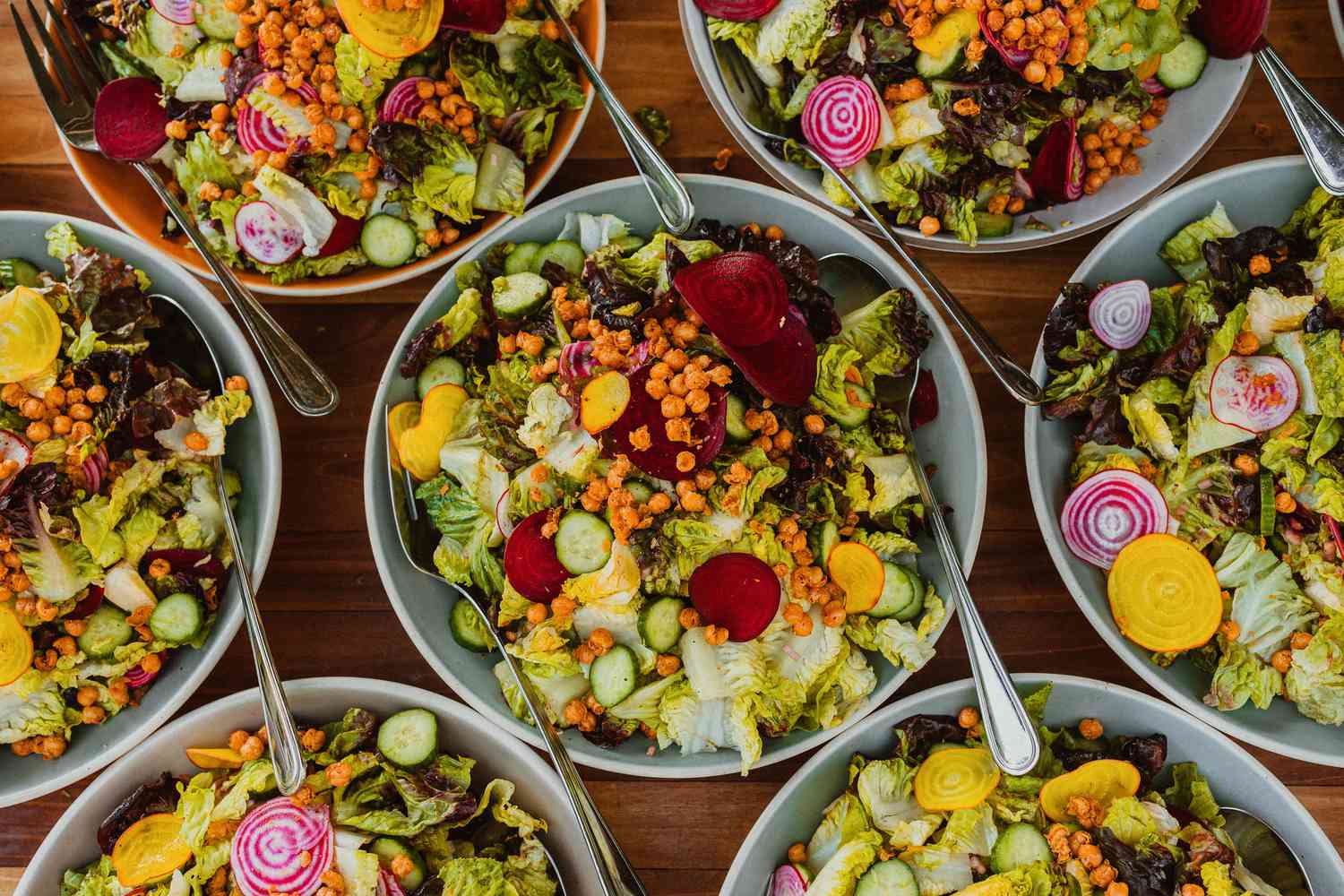 The Best Farm-to-Table Travel Destinations: Delicious Food Guaranteed!