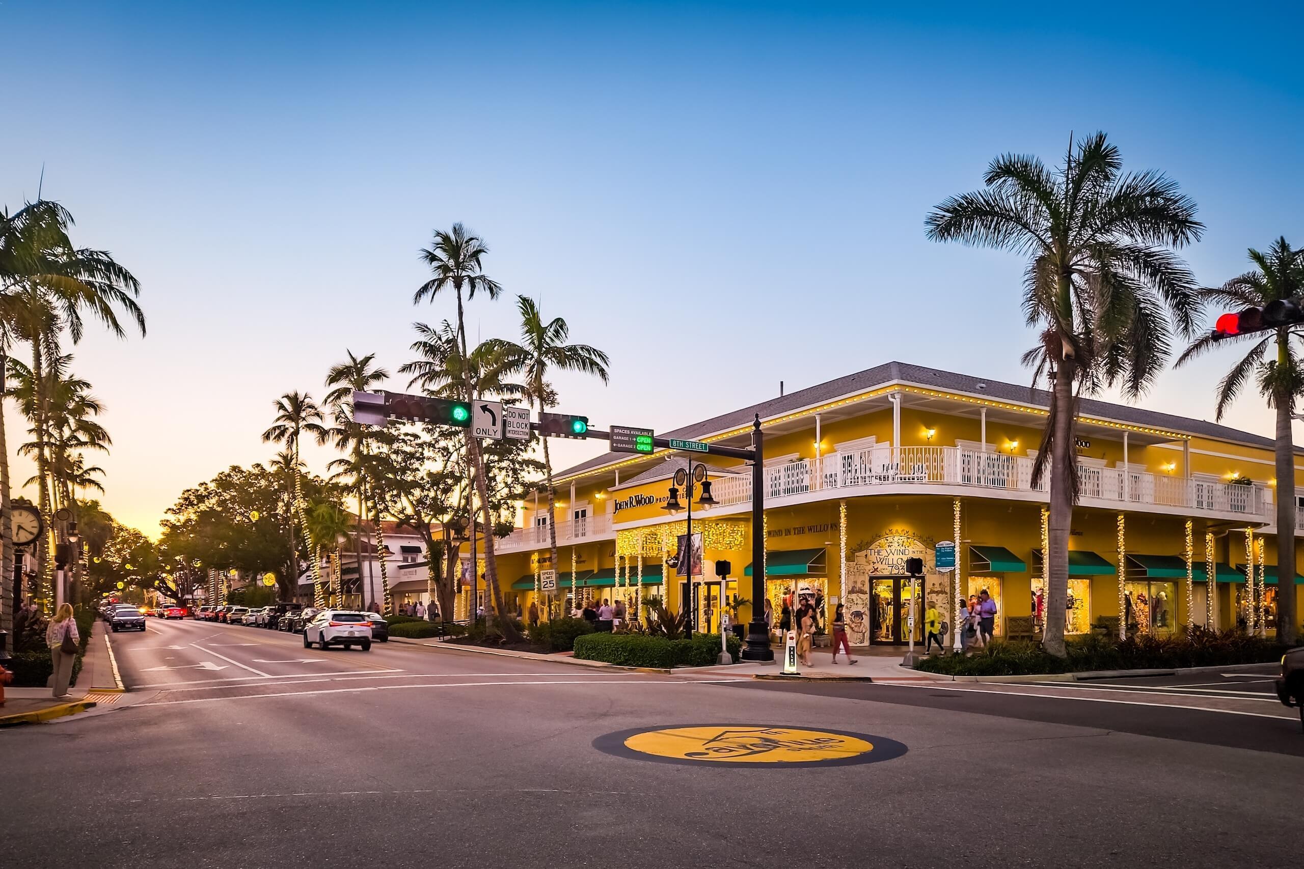 Discover Downtown Naples Florida: The Ultimate Visitors Guide