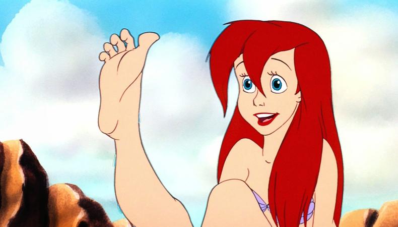 How much is foot modeling pay exactly? Lets explore the average salary and rates for jobs.