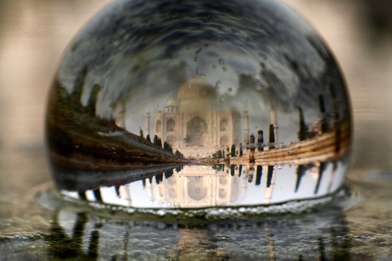 Where are the best locations for crystal ball photography in water? (Find perfect spots near you easily)