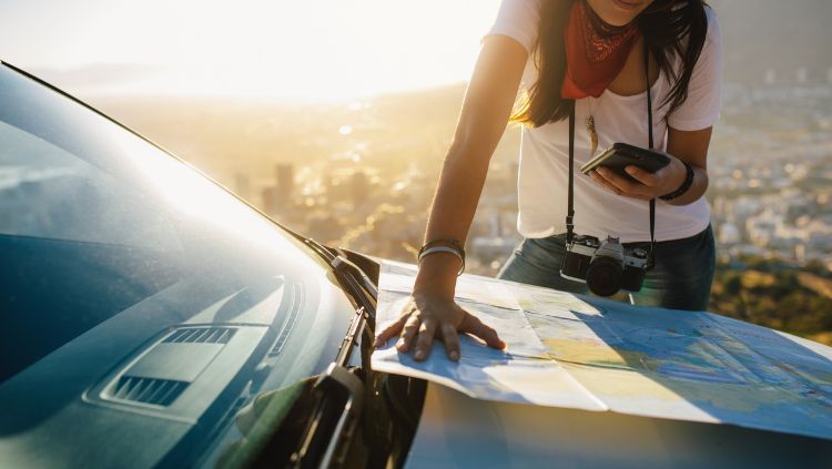 Best travel safety apps for solo travelers: Your essential safety toolkit.