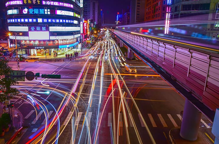 How to do long time exposure photography? Follow these simple steps for amazing looking shots.