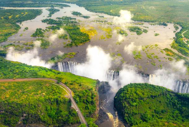 Zambia Holidays: Best Time to Visit (Affordable Tours & Top Attractions)
