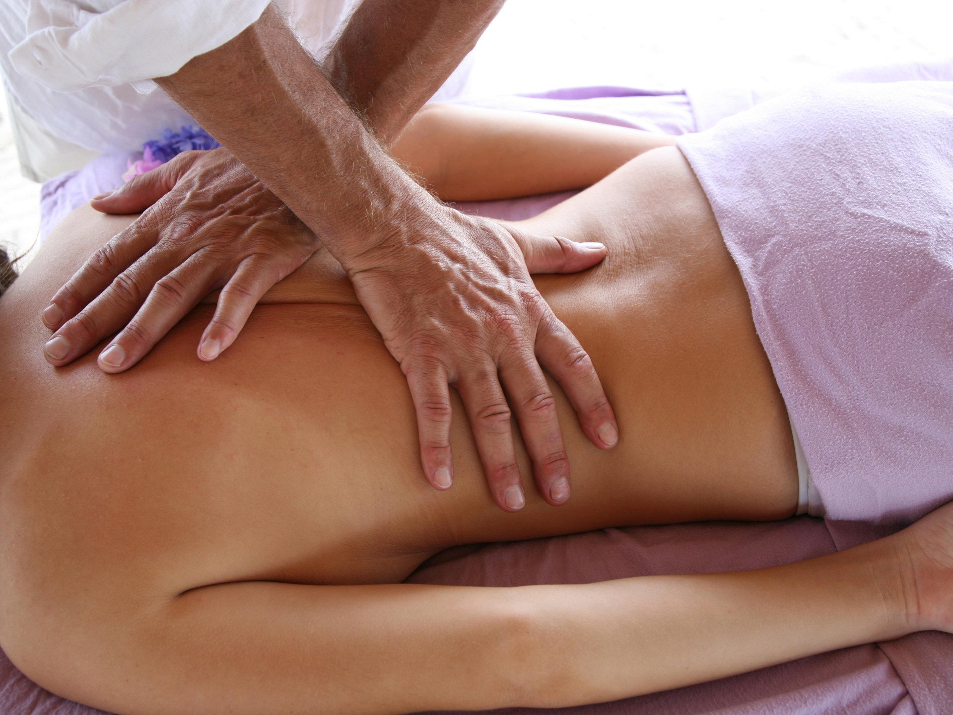 Confessions of a Masseur: The Most Memorable Massage Stories Revealed!