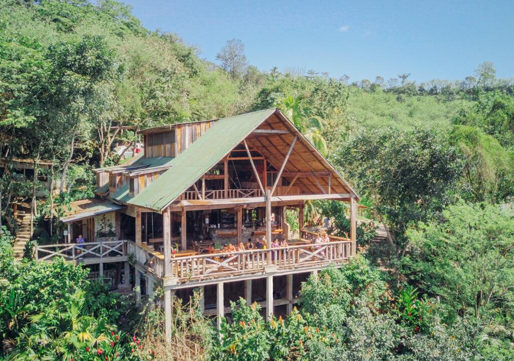 Want a sustainable stay? Your Guide to Environmentally Responsible Accommodations.
