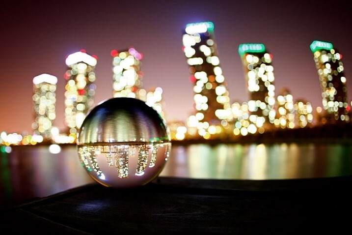 How do beginners start with night crystal ball photography? Use this simple guide for awesome first pictures.