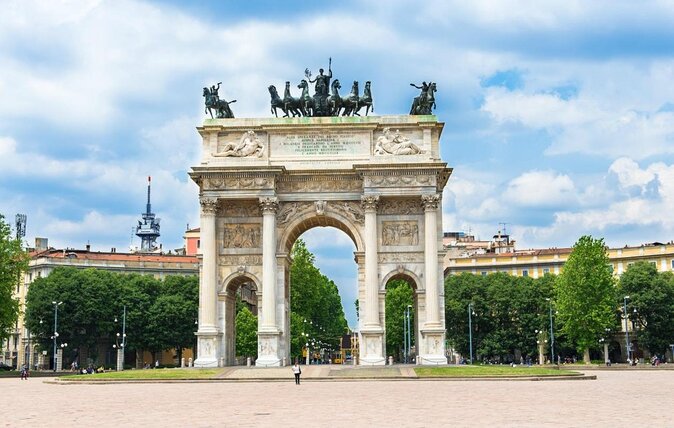Visit Arco della Pace: Location, and nearby Attractions