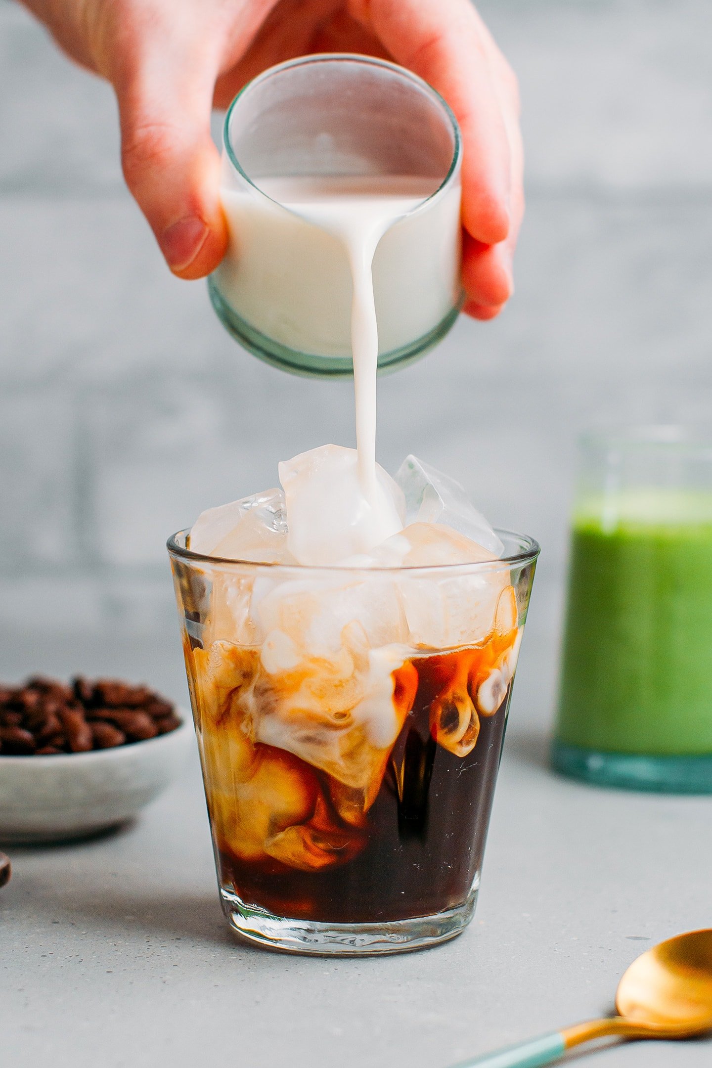 Homemade Almond Creamer: Easy Recipe for a Delicious Treat.