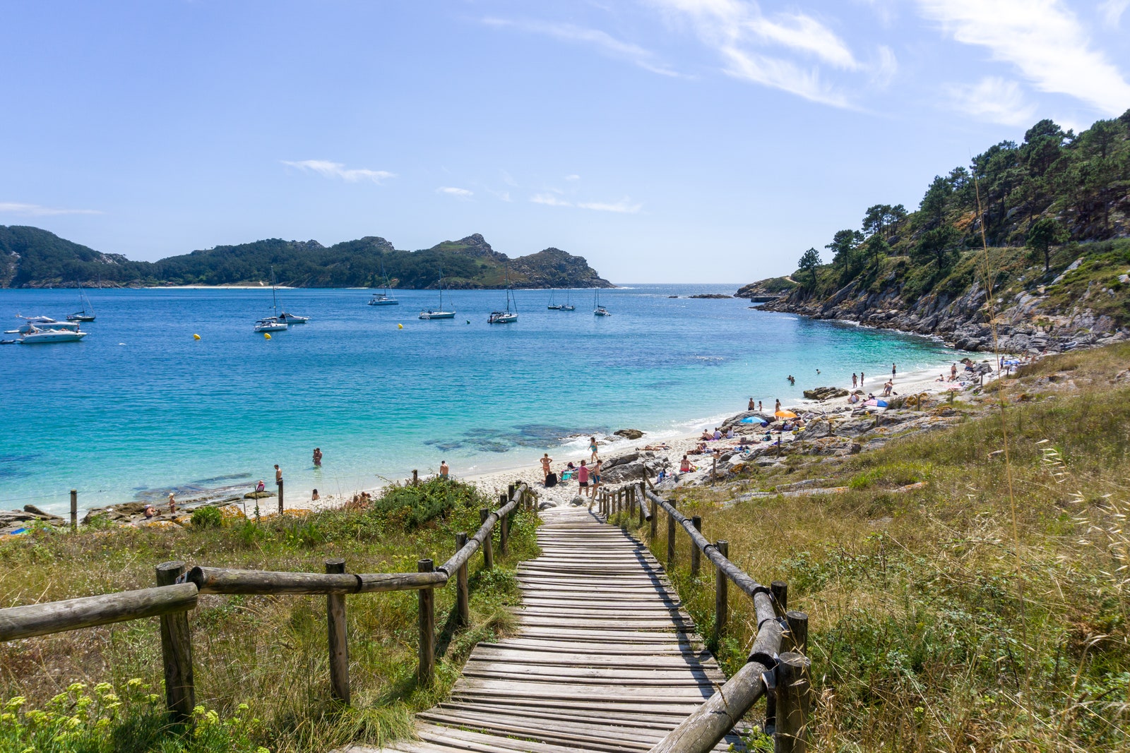 Slow travel: discover top tips and best destinations for 2024.