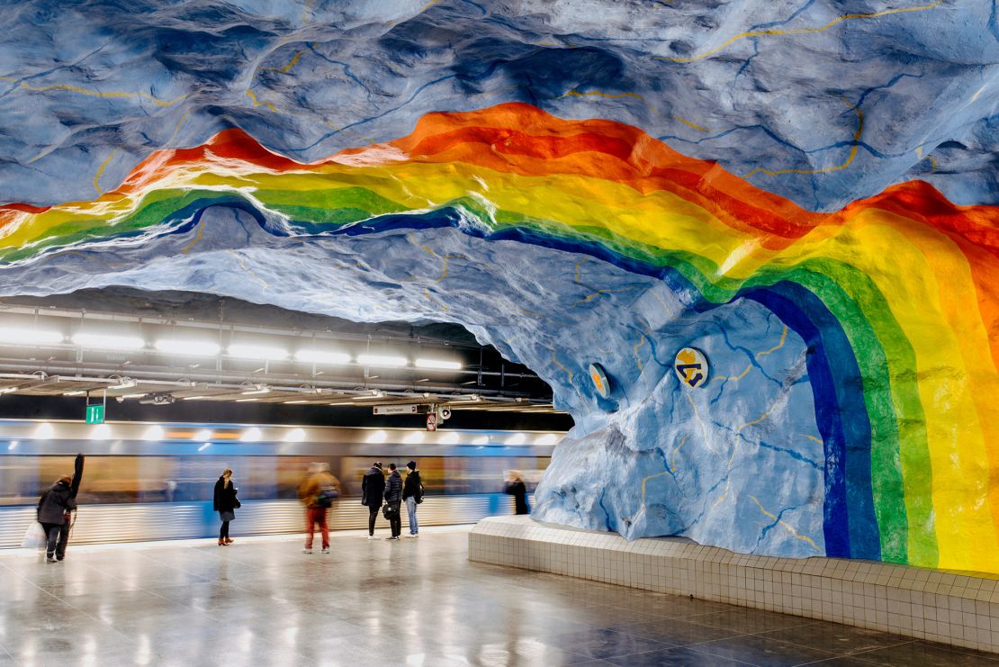 Discover the Best international art festivals to explore in 2025: add these must see destinations to your travel list.