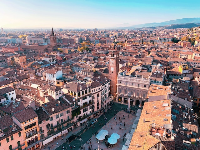 Getting to Verona Airport: Location Tips & Tricks