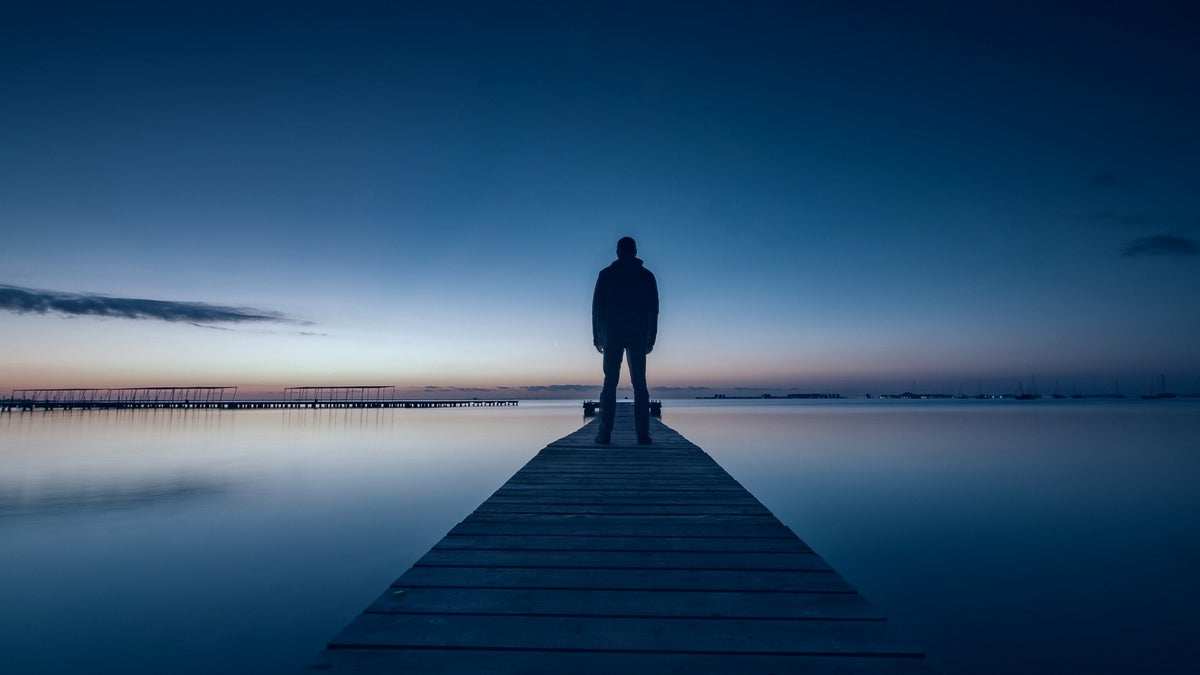 Why is Blue Hour Photography So Magical? (Discover the Secret to Capturing That Beautiful Deep Blue Sky)