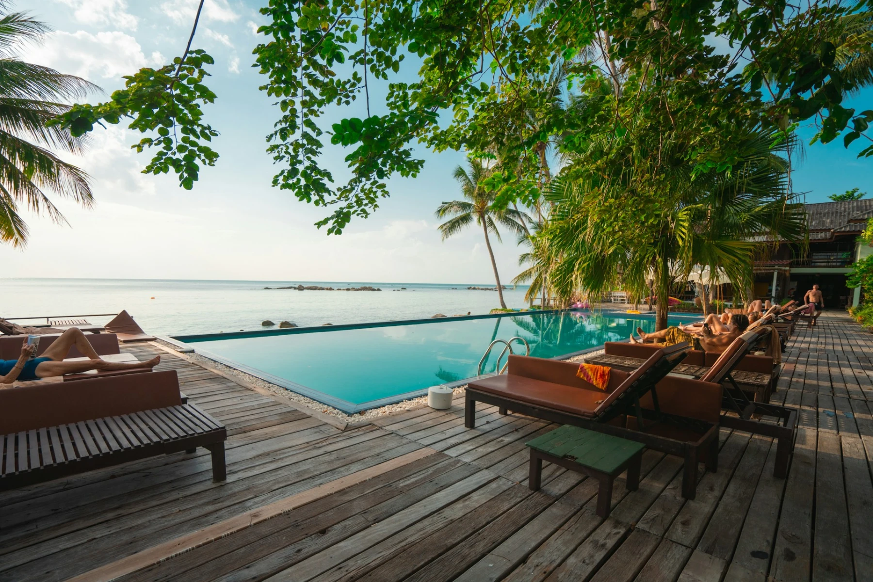 Compare & Save: Best Accommodation Search Engines for Resorts.