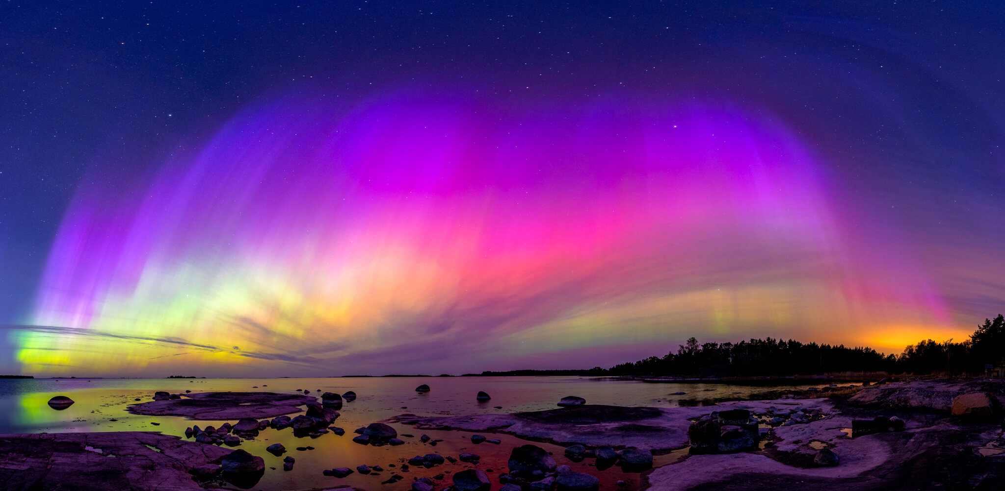 Where are the best places to see northern lights 2024? Check out these top travel destinations now.