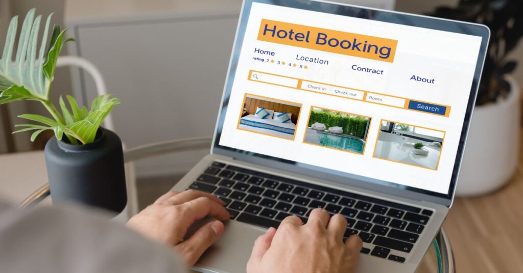 What are the Best hotel booking tools for booking beachfront hotels? Compare these sites for your beach trip.