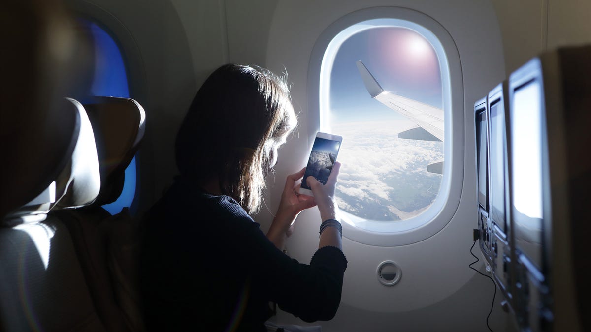 Which seat gives the clearest view outside window of plane? Picking the right spot for your flight.