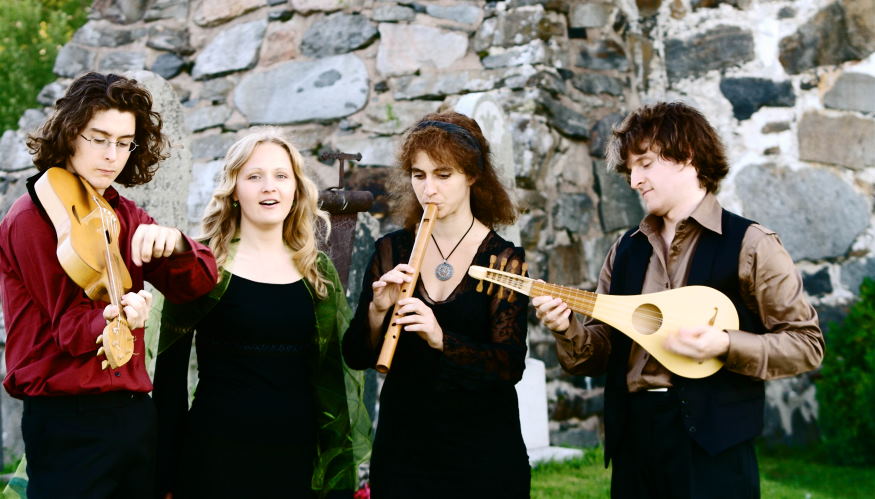 Enjoy traditional folk music festival: Your ultimate guide in Europe!