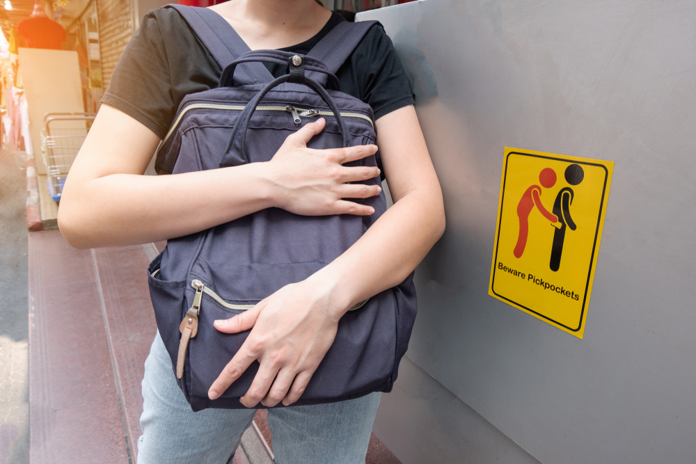 Learn how to keep your personal belongings safe while traveling and avoid common tourist mistakes easily.
