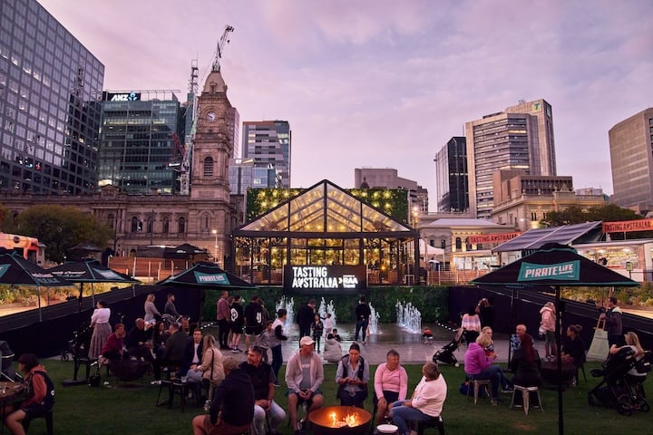 How to explore food and drink festivals in Australia? Follow these simple tips for a tasty trip down under!