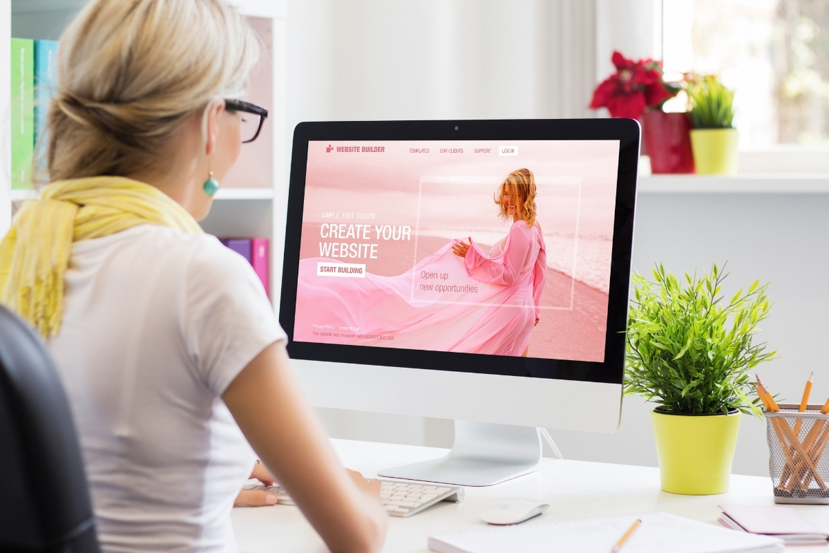 Figuring out how to book hotels with search engines for couples' retreats? Make your search stress free today.