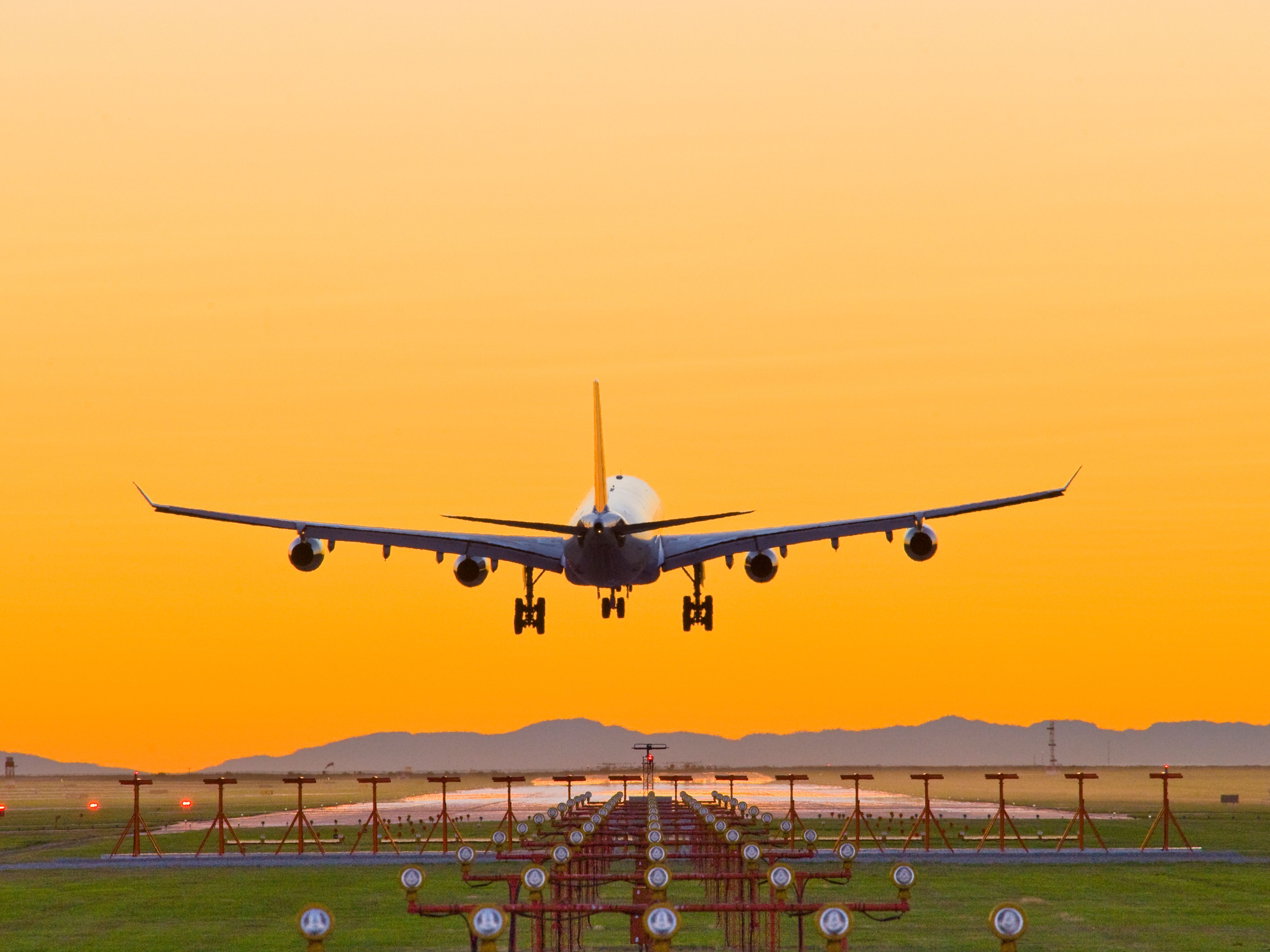Master how to use flight search engines to find direct flights (This is Your Essential Guide to Simpler Journeys).