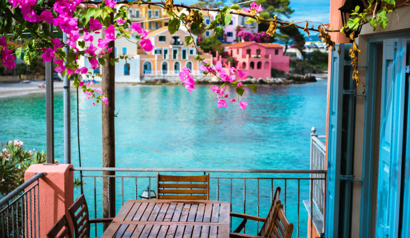 Save money on your trip: Learn how to book hotels with search engines for affordable stays with these tips.