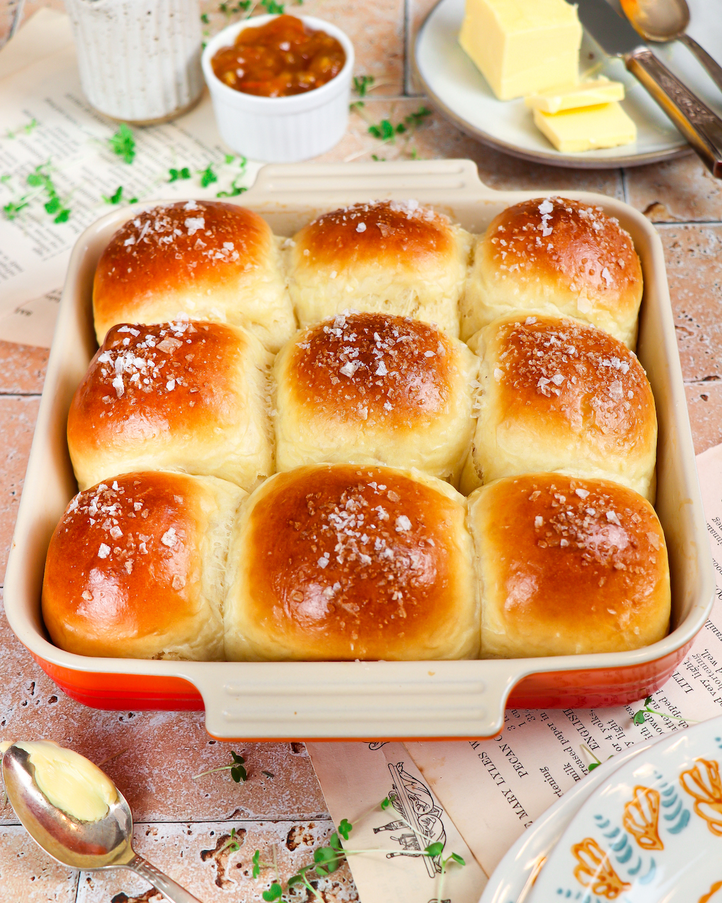 British Dinner Rolls Recipe: Get That Fluffy Texture!