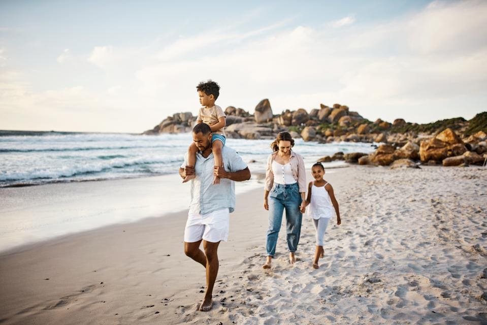 Explore the Best hotel booking tools for booking family-friendly stays. Get your family vacation planned easily.
