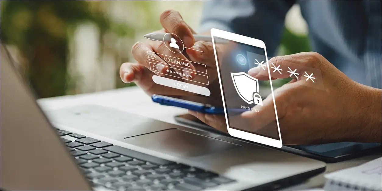 Traveling? Keep Your Bank Accounts Safe From Hackers Now