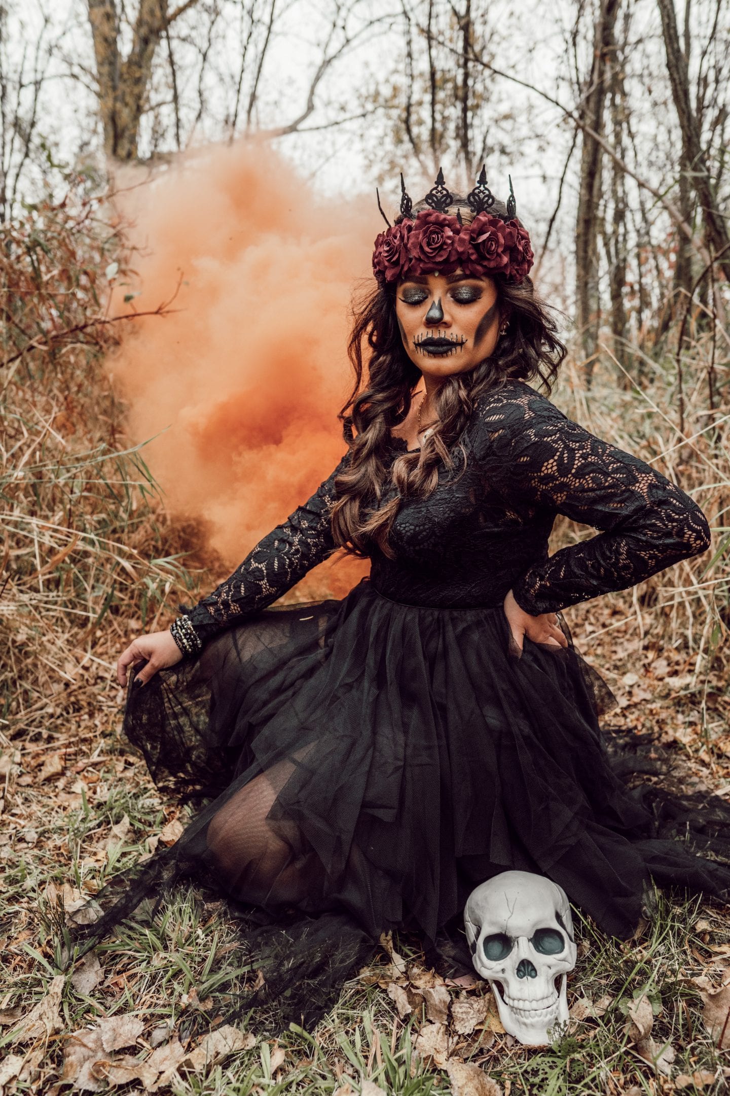 Dead Glamour: How to Shoot Vintage Spooky Fashion Art Photography?