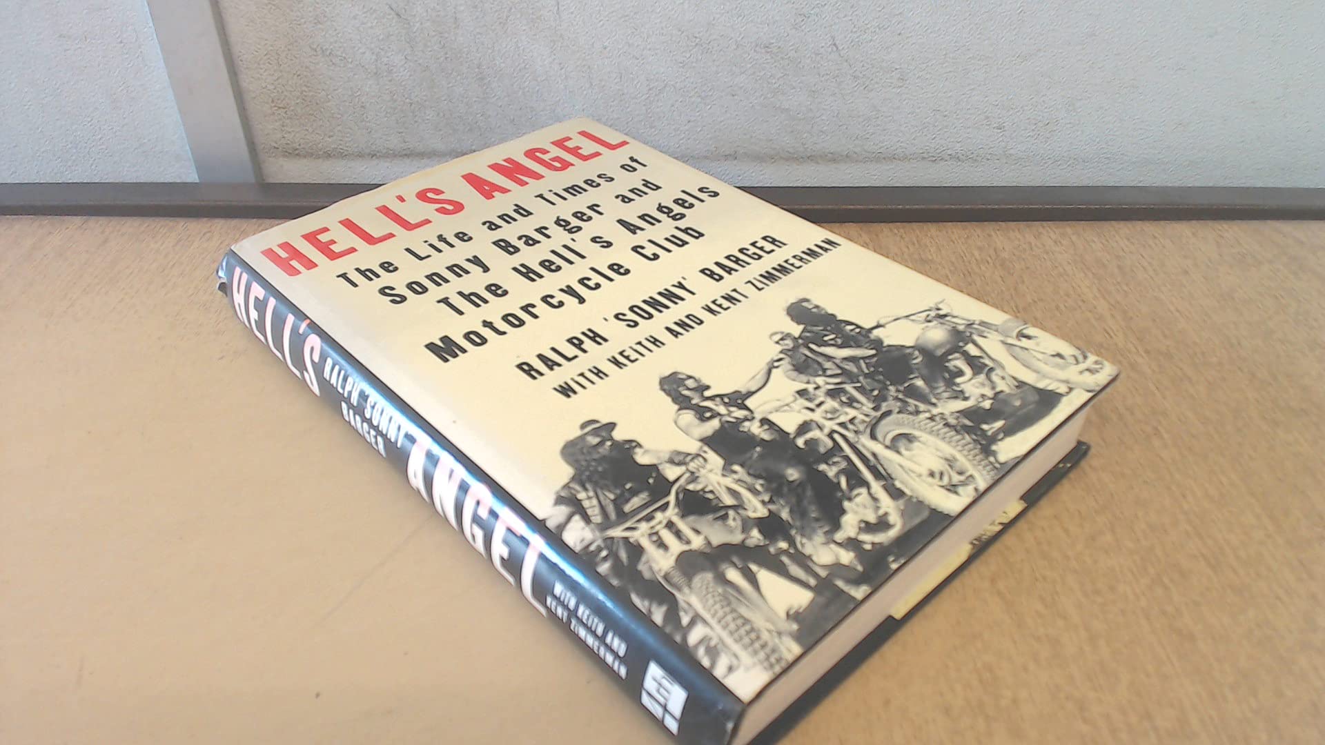 Real life stories of hell angels women: Read their unique personal accounts and gain surprising new insights.