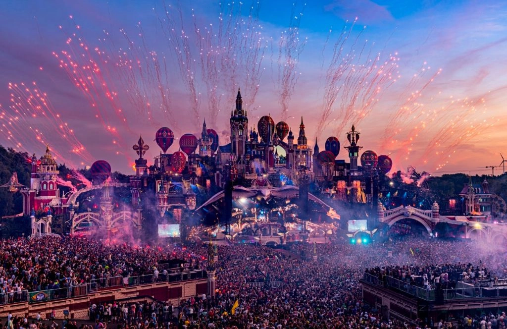 Looking for the best outdoor festivals in Europe to experience this year? Do not miss these incredible and amazing events!
