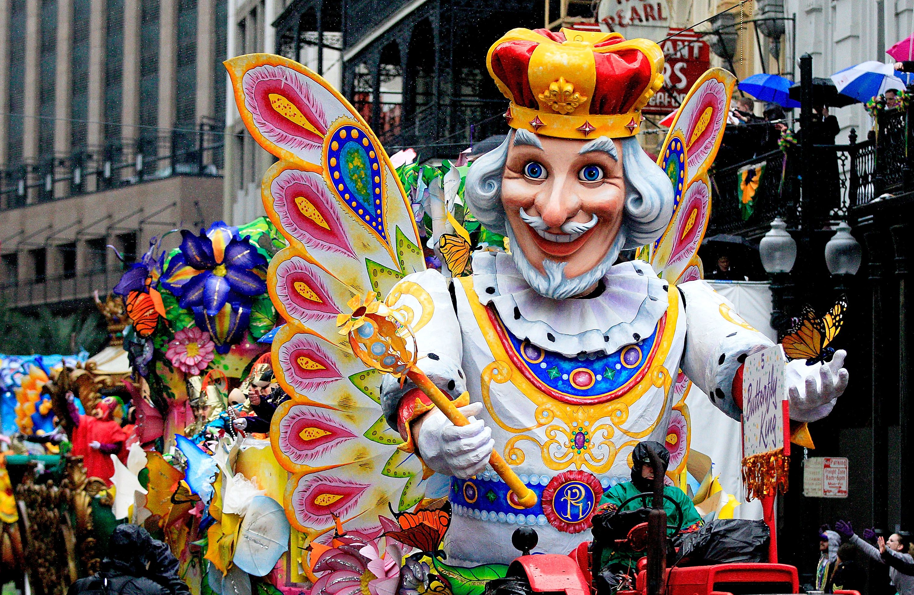 Learn how to take part in Mardi Gras celebrations in New Orleans (Your simple guide to enjoying the party fully)
