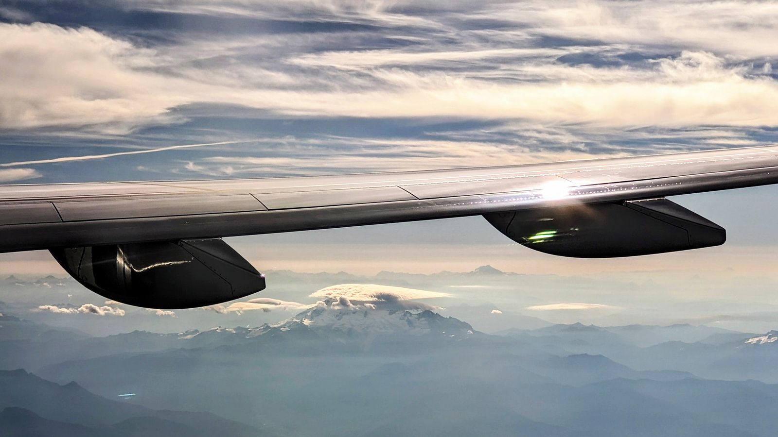 What are the best flight search engines for booking last-minute travel? Top sites for your spontaneous trip.