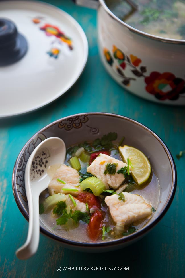 Make fish green soup southeast asia easily (Our quick guide for a yummy family dish)